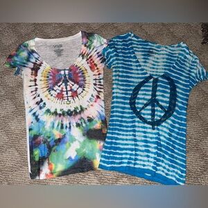 American Eagle Outfitters Blue Tie-Dye Short Sleeve Tee